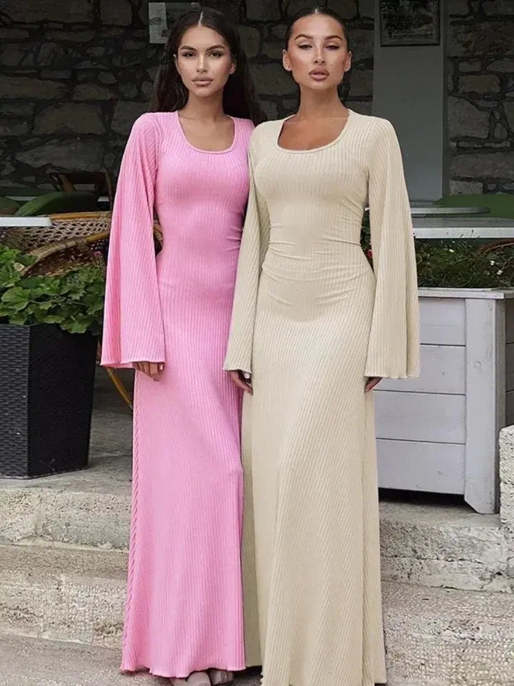 Ana Lora Long Sleeves Lace-Up Maxi Dress